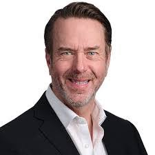 Kerry Muse's Instagram, Twitter & Facebook