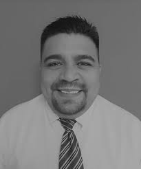 EL AYER TOCA A LA PUERTA : Canizalez, Julio, Bolaños, Marcela:  Amazon.com.au: Books