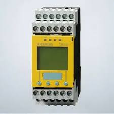 rainy london vibes with the nikon f3 and 50mm f1 2 lens oh no you need weather sealing how can anybody take photos in the rain without weather sealing