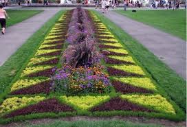 Idea For Winter Flower Bed Flower Bed Designs Flower Beds Annual Garden