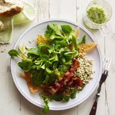 Nusslisalat Mit Buchweizen Nusslisalat Karotten Und Buchweizen An Krauter Balsamico Dressing Ergeben Mit Gebratenen Specktranchen Ein Schne Buchweizen Einfache Gerichte Und Karotten