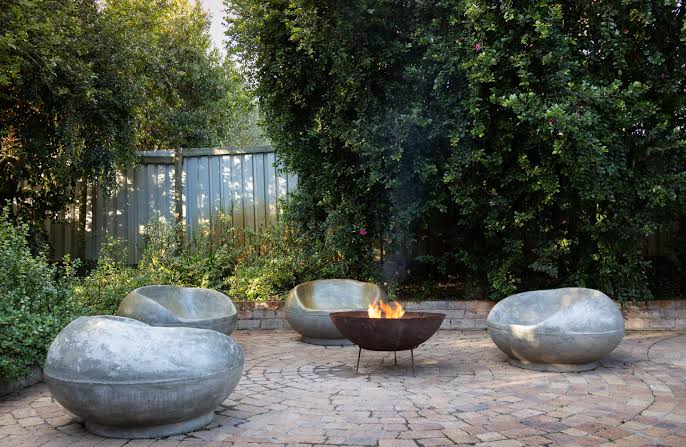 Contemporary Fire Pit Photos, Download The BEST Free Contemporary Fire Pit  Stock Photos & HD Images