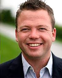 Everett council investigating mayor's relationship with deputy mayor