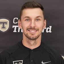 Alfred Lachance's Instagram, Twitter & Facebook