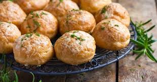 Gougeres Au Fromage Au Monsieur Cuisine Recette Monsieur Cuisine Recette Recettes De Cuisine Recette Gougere
