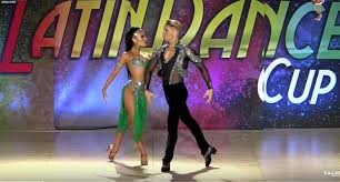 Best of luck with your wedding dance. Salsa Dancers Greatest Salsa Dancers Perform Best Salsa Routines