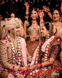Planning a wedding is more complex than it used to be! Shaadisaga Predicts 8 Wedding Trends We Wish To See In 2021 Shaadisaga