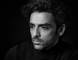 Hedieh Tehrani Projects :: Photos, videos, logos, illustrations and  branding :: Behance