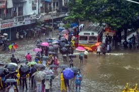 #mumbai_rains | 32k people have watched this. Mumbai Rains Brings Out The Best Creativity Among Netizens Through These Hilarious Memes Topyaps