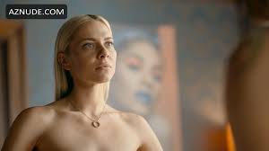 VALENTINA PAHDE Nude - AZNude