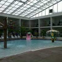 East Courtyard Pool Adventureland Inn 2 Tips
