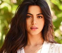 According to the magazine, shadowhunters star emeraude and. Emeraude Toubia Bio Height Weight Measurements Celebrity Facts