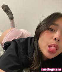 emme  emmeback  emmepnp  rainbowenergybar Гола изтичане OnlyFans снимка  8 - Nudogram v2.1