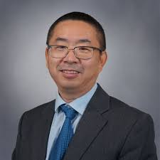 Happy to announce that I am a full professor now. Also time to have a more… 