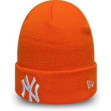 Learn how to use knit and knitted with definitions & example sentences at writing explained. New Era Mlb League Essential Cuff Knit New York Yankees Sportisimo De