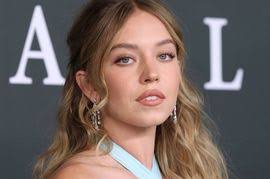 American comedian Eric André visits the controversial Dublin portal ahead  of Irish show