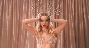Dove Cameron Kisses Alexander 23 In Lazybaby Video Exclusive Details Revealed Alexander 23 Dove Cameron Music Music Video Video Just Jared