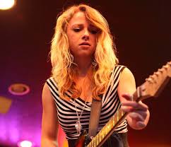 Learn more about pike fishing techniques at howstuffworks. Guitarist Samantha Fish Once I Connected With The Blues That Was It Mlive Com