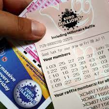 Check latest euromillions lottery draw results and euromillions winning numbers. Euromillions 111m Jackpot Scooped By Uk Winner As Scots Urged To Check Tickets Daily Record