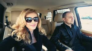 Dan badea, fostul soț al lorei, a vrut să lămurească situația și a postat un mesaj pe pagina de facebook. Noua IubitÄ A Lui Dan Badea SeamÄnÄ Leit Cu Lora Click Mobile