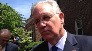 Nixon offers qualified support to Missouri anti-bullying bill