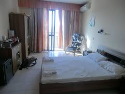 Other amenities include a seasonal outdoor pool, dry cleaning, and laundry facilities. Stanza Picture Of Relax Inn Hotel Bugibba Tripadvisor