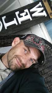 I have a very serious question, wth happened to Richard Grieco. He used to  be so fine