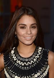 Giphy is how you search, share, discover, and. 10 Maquiagens De Vanessa Hudgens