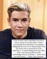 It's #WorldTelevisionDay! Can you name this classic tv comedy in which Paul  played a high school student named Russell? 📺 #fbf #TeamPW