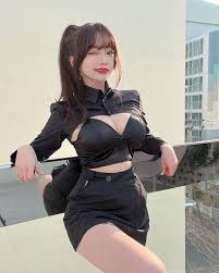 Coco20002 - Free sexy pics, galleries & more at Babepedia