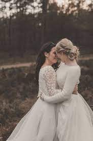 Maybe you would like to learn more about one of these? Brautkleider Fur Die Lesbische Hochzeit Noni Lesbische Hochzeit Brautkleid Blumenmadchen Kleid