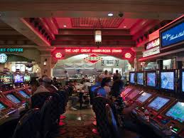 Now online slots offer three scroll games, five scroll games, and variations that take some games up to 100 win lines. How Slot Machines Work And Why You Should Think Twice Before Playing Them