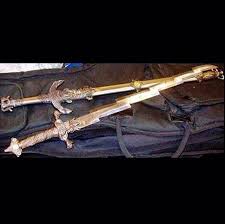 يعد نبات أبو خنجر أو السالبوت من النباتات الشتوية الحولية التي تزع عن طريق البذور. Ø¨Ø§Ù„ØµÙˆØ± Ø£Ø®Ø·Ø± Ø§Ù„Ø£Ø³Ù„Ø­Ø© Ø§Ù„ØªÙŠ ÙŠØ­Ù…Ù„Ù‡Ø§ Ù…Ø³Ø§ÙØ±ÙˆÙ† Ø£Ù…Ø±ÙŠÙƒÙŠÙˆÙ† ÙÙŠ Ø­Ù‚Ø§Ø¦Ø¨Ù‡Ù…