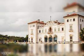 The splendid gardens, exquisite architecture, incredible courtyard skylight, and diverse sculpture collection make vizcaya a top wedding destination. Miami Vizcaya Museum And Gardens Admission Ticket With Transportation