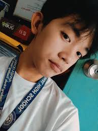 Can anyone do anything with this pic. The is the best account in FB❤️