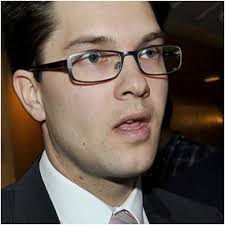 Hellre tårtor än järnrör.