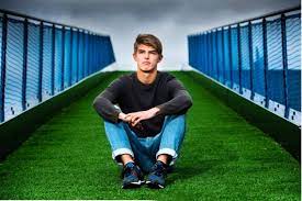 Check out his latest detailed stats including goals, assists, strengths & weaknesses and match ratings. Charles De Ketelaere Mede Dankzij Vriendin Jozefien Vaste Wa Het Nieuwsblad Mobile