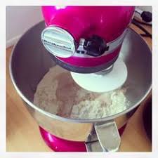 Recette De La Pate A Pizza Au Kitchen Aid Happy Housewife Recette Pate Recette Pate A Pizza