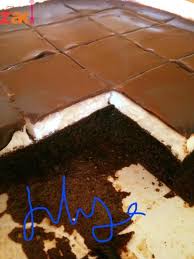 كل اسبوع بعملا وما بمل منا اكتر وصفة حبيتا من انواع الكيك لانها رطبة زاكي Arabic Dessert Food Carving Bread Cake