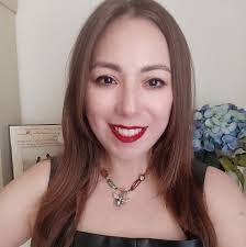 Griselda Oyervides's Instagram, Twitter & Facebook