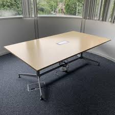 All products of collection meeting + conference tables by steelcase with detailed informations, addresses of retailers, picture galleries and different. Steelcase Werndl Maple 2100x1200 Rectangle Meeting Table