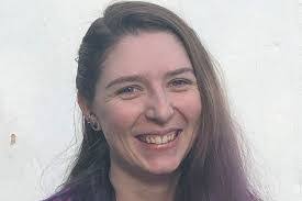 Kristin Prentice's Instagram, Twitter & Facebook