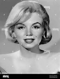 Marilyn monroe 1957 hi-res stock photography and images