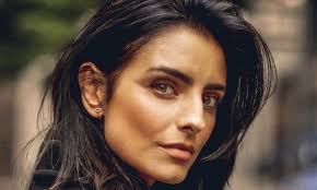 Aislinn derbez y mauricio ochmann comparten tierno momento con su hija en la cuarentena video. Aislinn Derbez Reveals The Pact She Made With Mauricio Ochmann