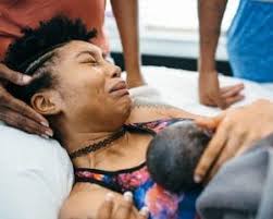 What went viral this week: A laundry Christmas tree + refreshingly honest  birth plan