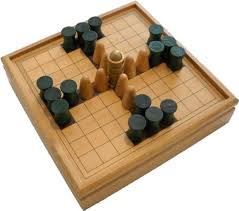 Historia De Los Juegos De Mesa Juegos De Mesa Clasicos History Of Board Games Historia Jueg Juegos De Mesa Juegos Antiguos De Mesa Juegos De Mesa Antiguos