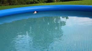 Ich glaube vitamin c soll man rein kippen, dann wird es wieder klar. Braunes Wasser Im Pool Mit Vitamin C Geklart By 112cyberbob