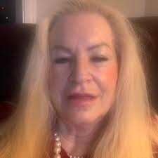 Are there any pain management doctors in Duncan?