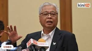Kuala lumpur, aug 15 — datuk seri ismail sabri yaakob contacted pejuang chairman tun dr mahathir mohamad to seek the latter's support to be the next prime minister, marzuki yahya disclosed. Ismail Sabri Chuckles Over Confusion On Work From Home Sops Youtube