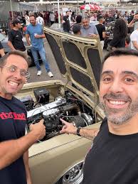 Com o mito dos carburadores @guilhermeemiliano 🚀👏🏻 o q esse cara fez de  Weber no 6zao nunca ninguém fez 😍 pesquisem no Google e o YouTube 👀  primeiro 6cil nos 9s e